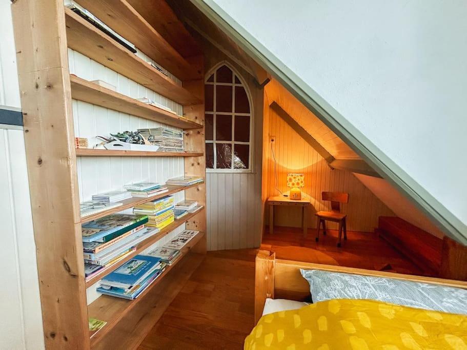 Onder De Kastanje! Villa Koedijk ภายนอก รูปภาพ