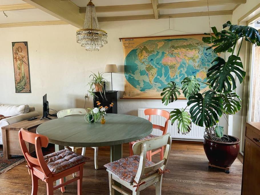Onder De Kastanje! Villa Koedijk ภายนอก รูปภาพ